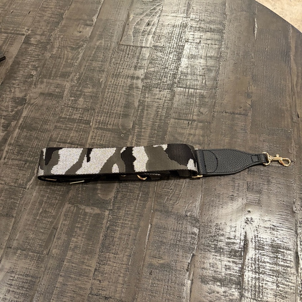 Camo Pattern Bag Strap